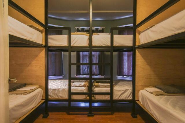 Honeycomb Hostel *